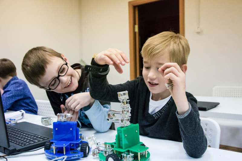 Минпромторг подтвердил российское происхождение оборудования "РОББО"